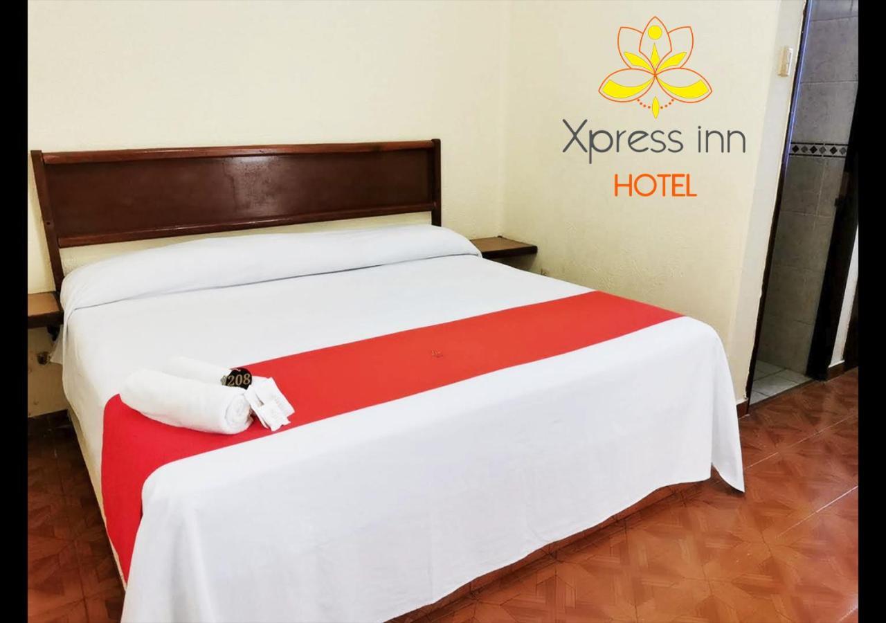 ורקרוז Xpress Inn Hotel מראה חיצוני תמונה