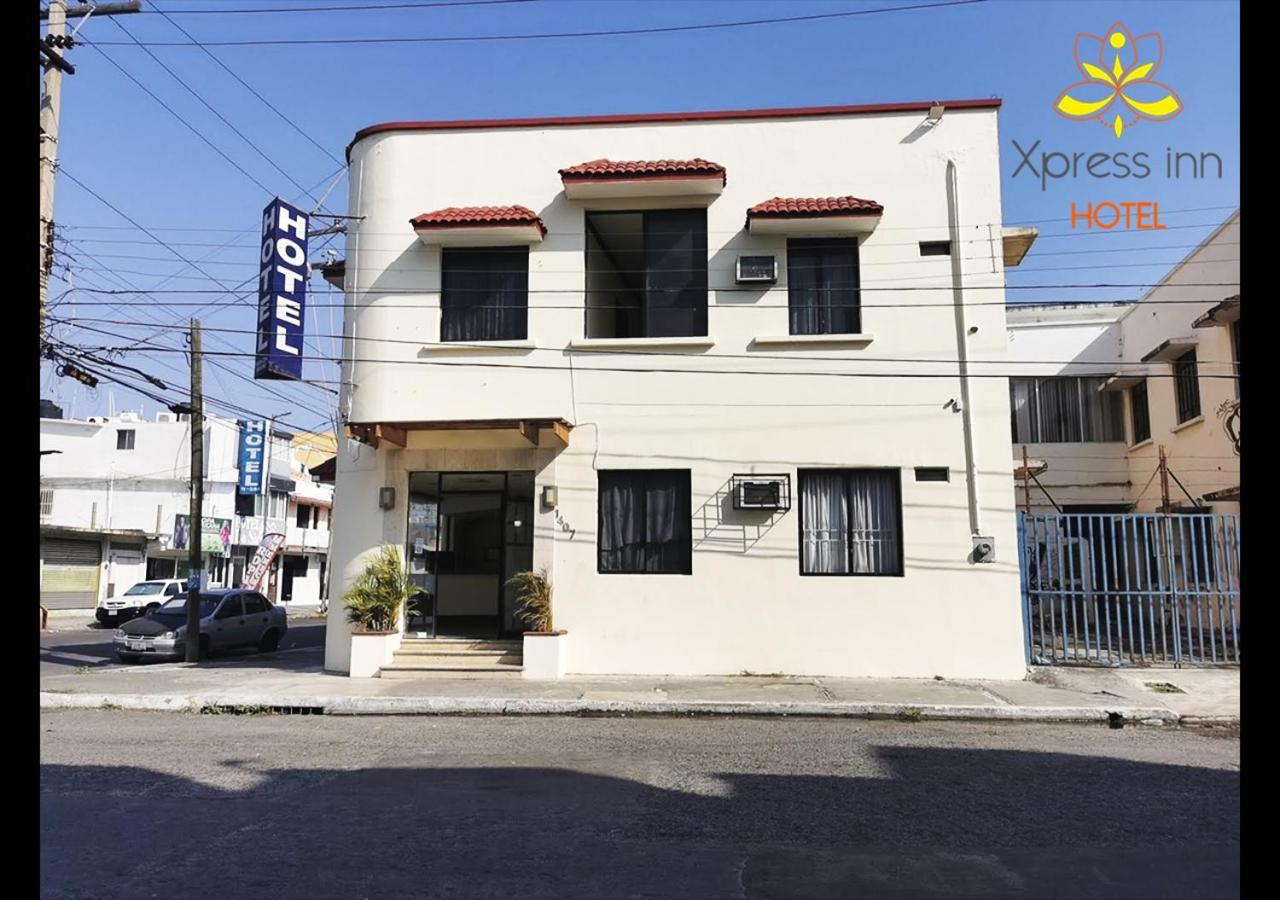 ורקרוז Xpress Inn Hotel מראה חיצוני תמונה