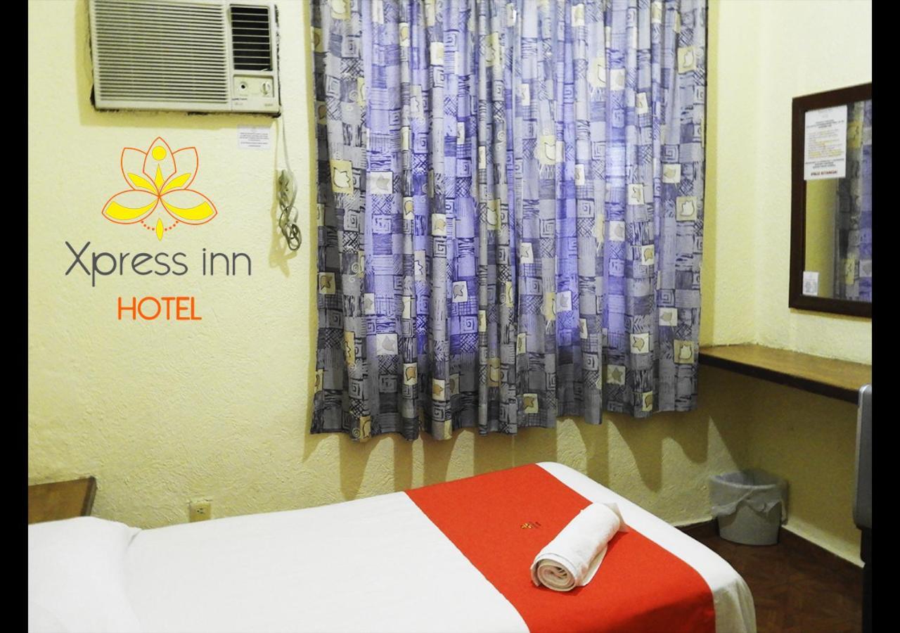 ורקרוז Xpress Inn Hotel מראה חיצוני תמונה