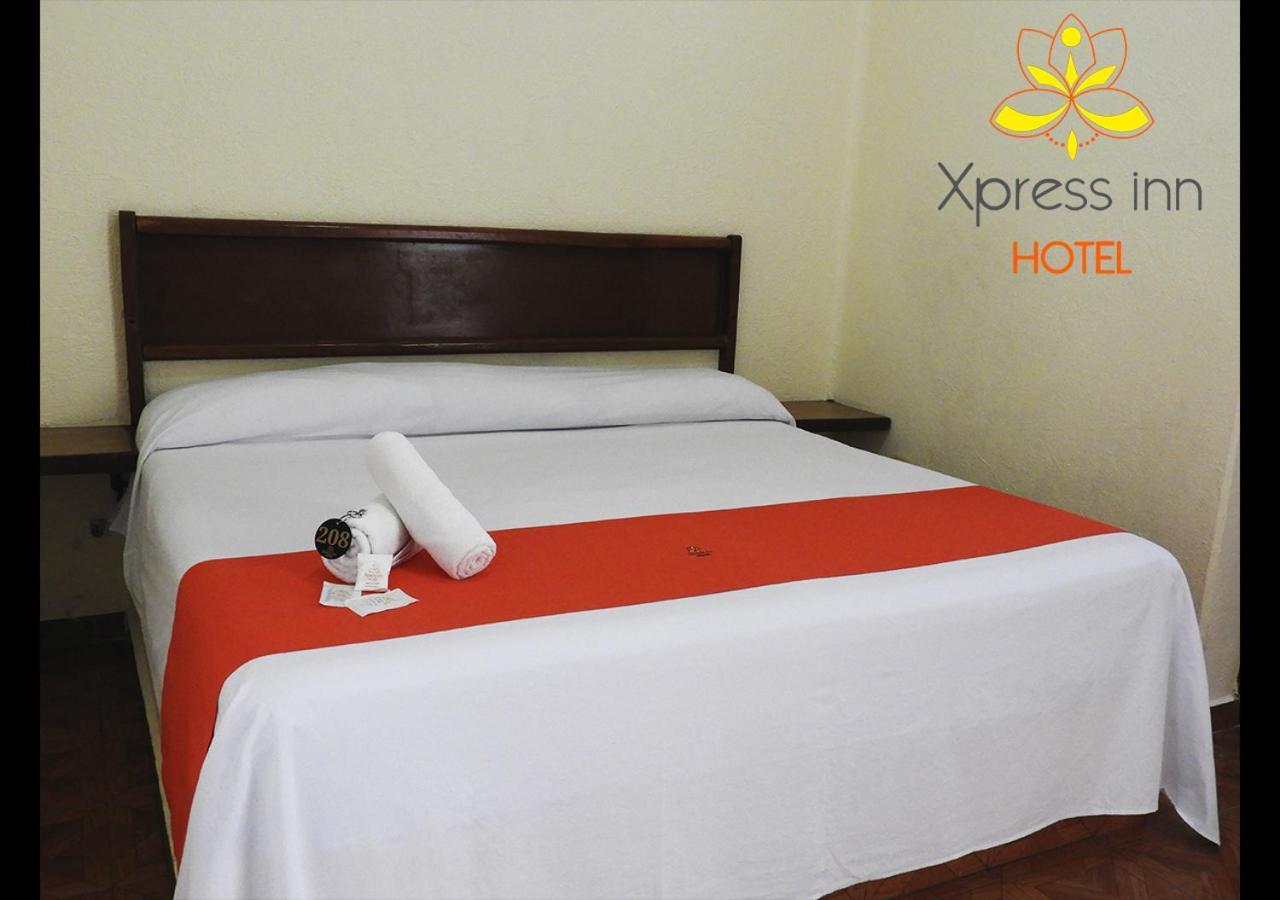 ורקרוז Xpress Inn Hotel מראה חיצוני תמונה