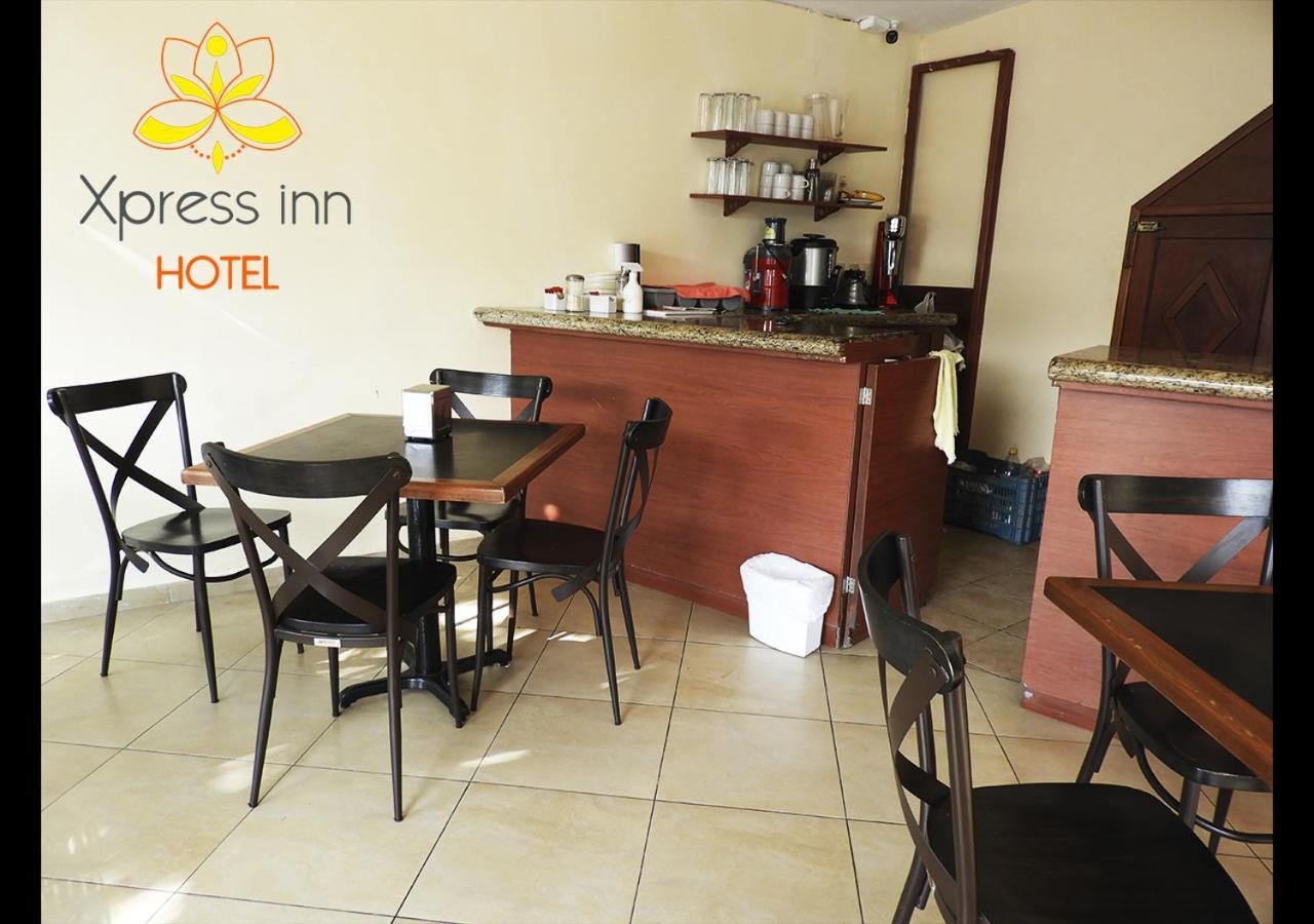ורקרוז Xpress Inn Hotel מראה חיצוני תמונה
