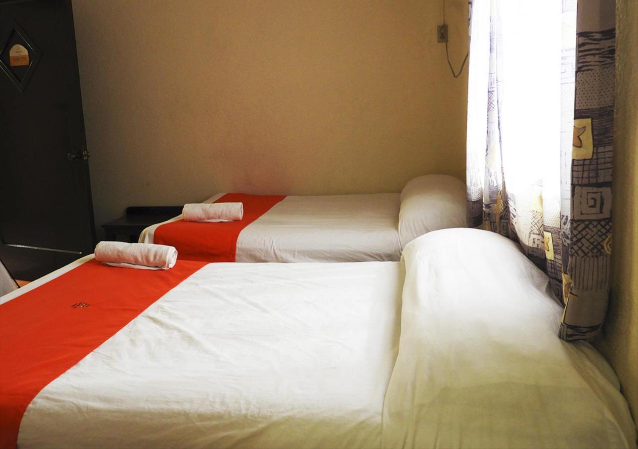 ורקרוז Xpress Inn Hotel מראה חיצוני תמונה