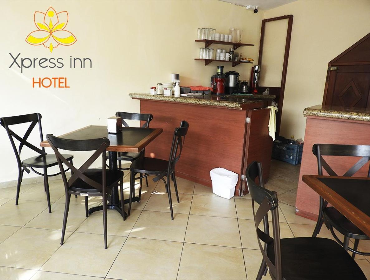 ורקרוז Xpress Inn Hotel מראה חיצוני תמונה